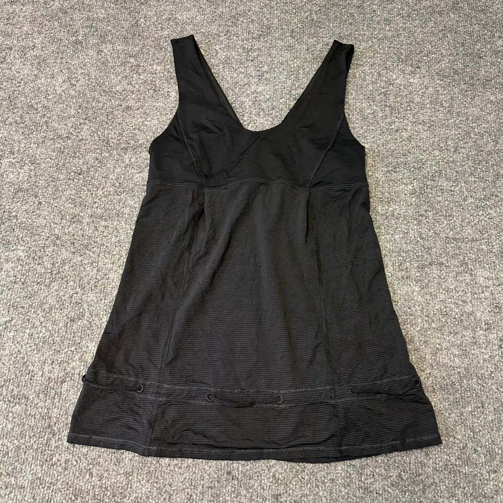 Lululemon Tank Top Womens Size 4 Black V-Neck Cinch Hem Athletic Yoga Gym Shirt